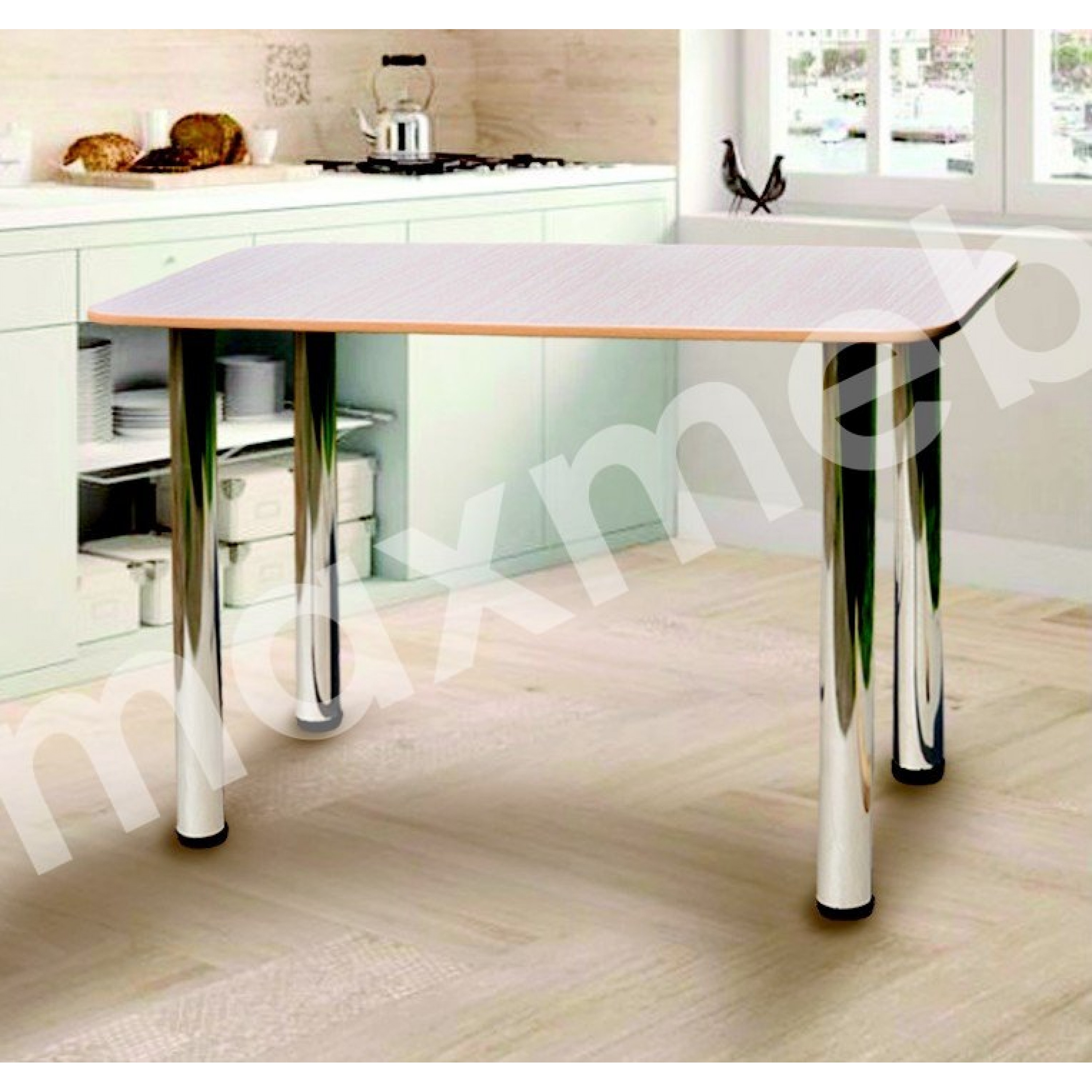 Кухонный стол на железных ножках